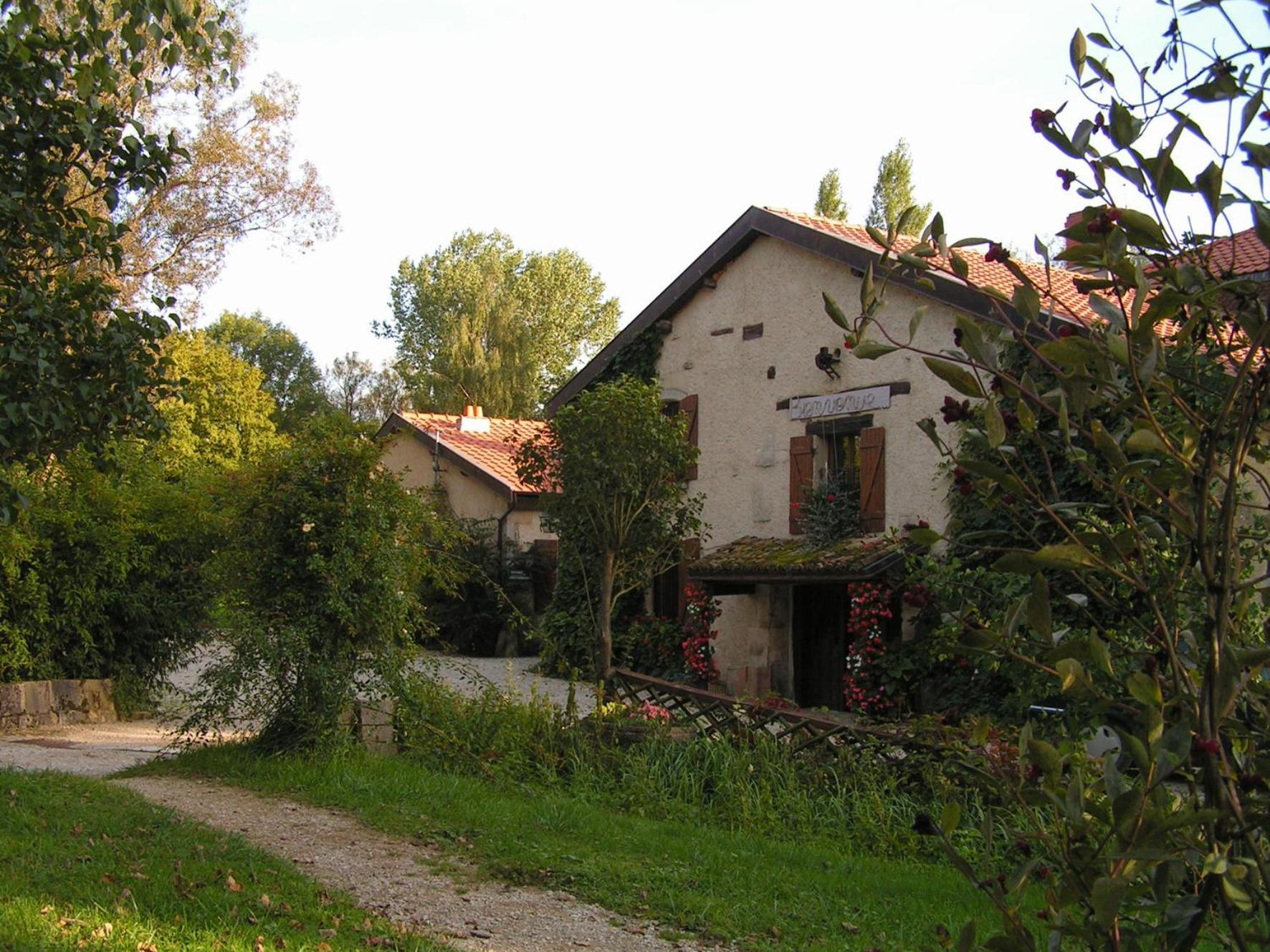Logis Hotel Le Chantoiseau Chaumont-sur-Aire Eksteriør bilde