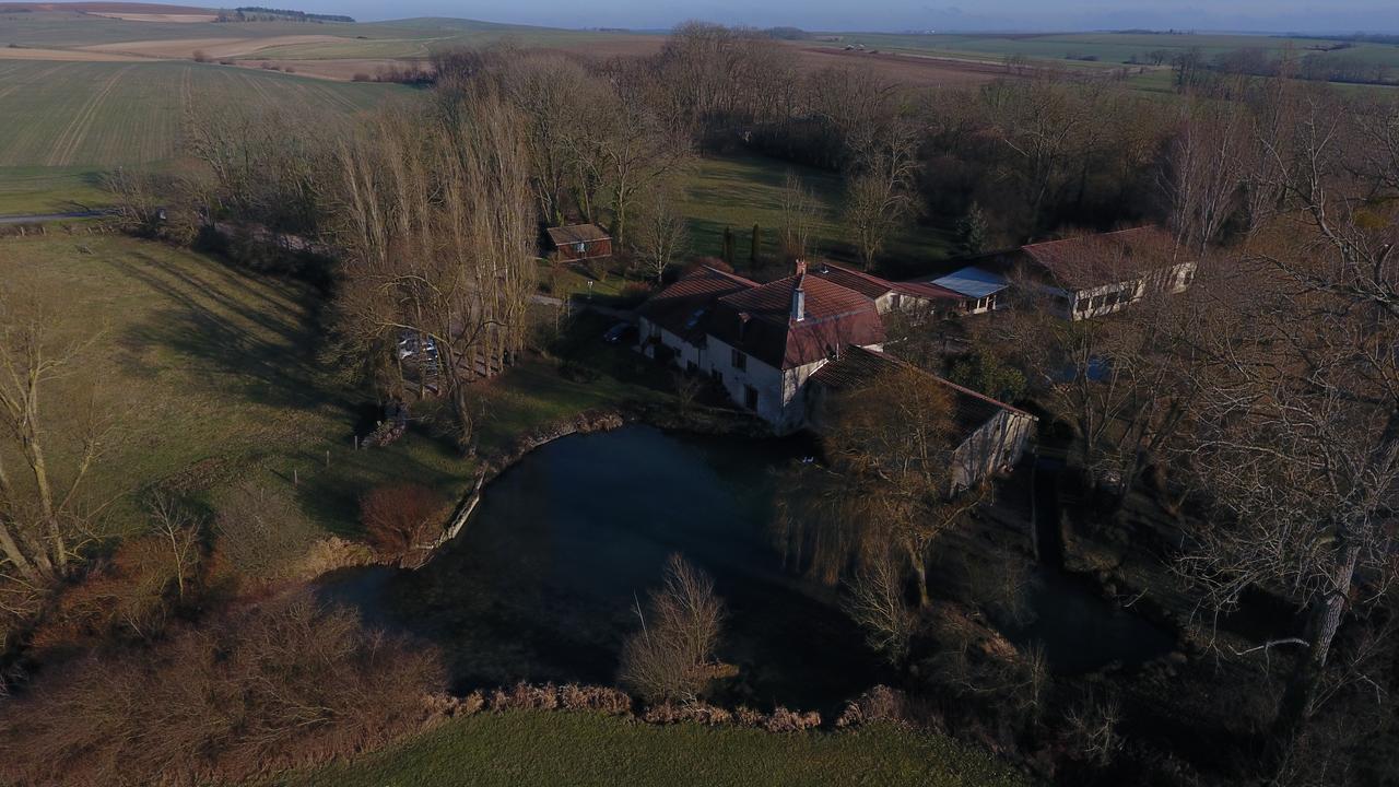 Logis Hotel Le Chantoiseau Chaumont-sur-Aire Eksteriør bilde