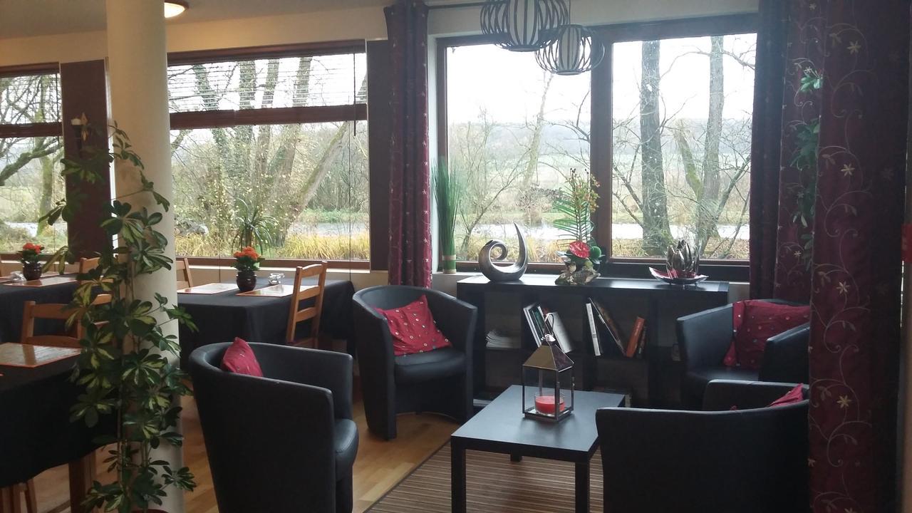 Logis Hotel Le Chantoiseau Chaumont-sur-Aire Eksteriør bilde