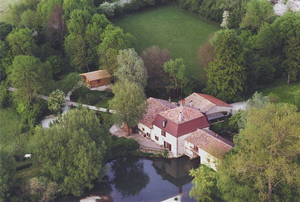 Logis Hotel Le Chantoiseau Chaumont-sur-Aire Eksteriør bilde