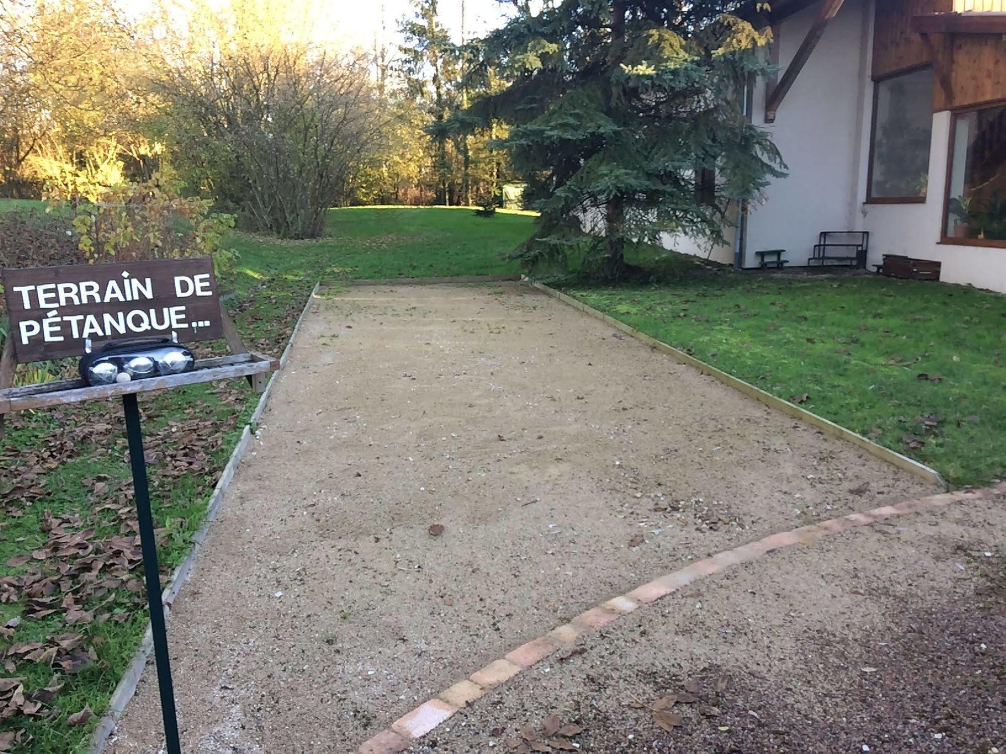 Logis Hotel Le Chantoiseau Chaumont-sur-Aire Eksteriør bilde